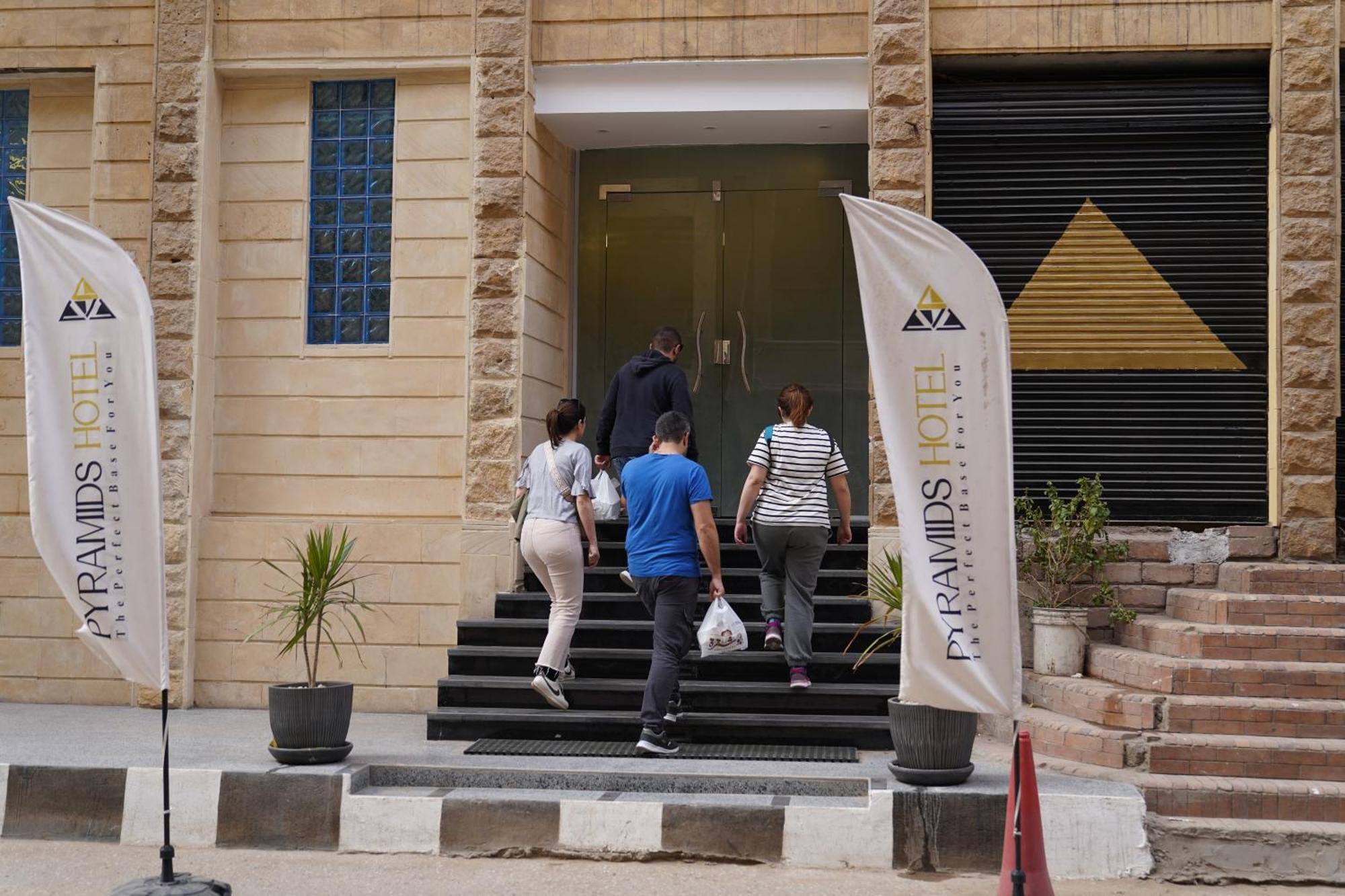 Pyramids Hotel Kafret el-Gabal 外观 照片