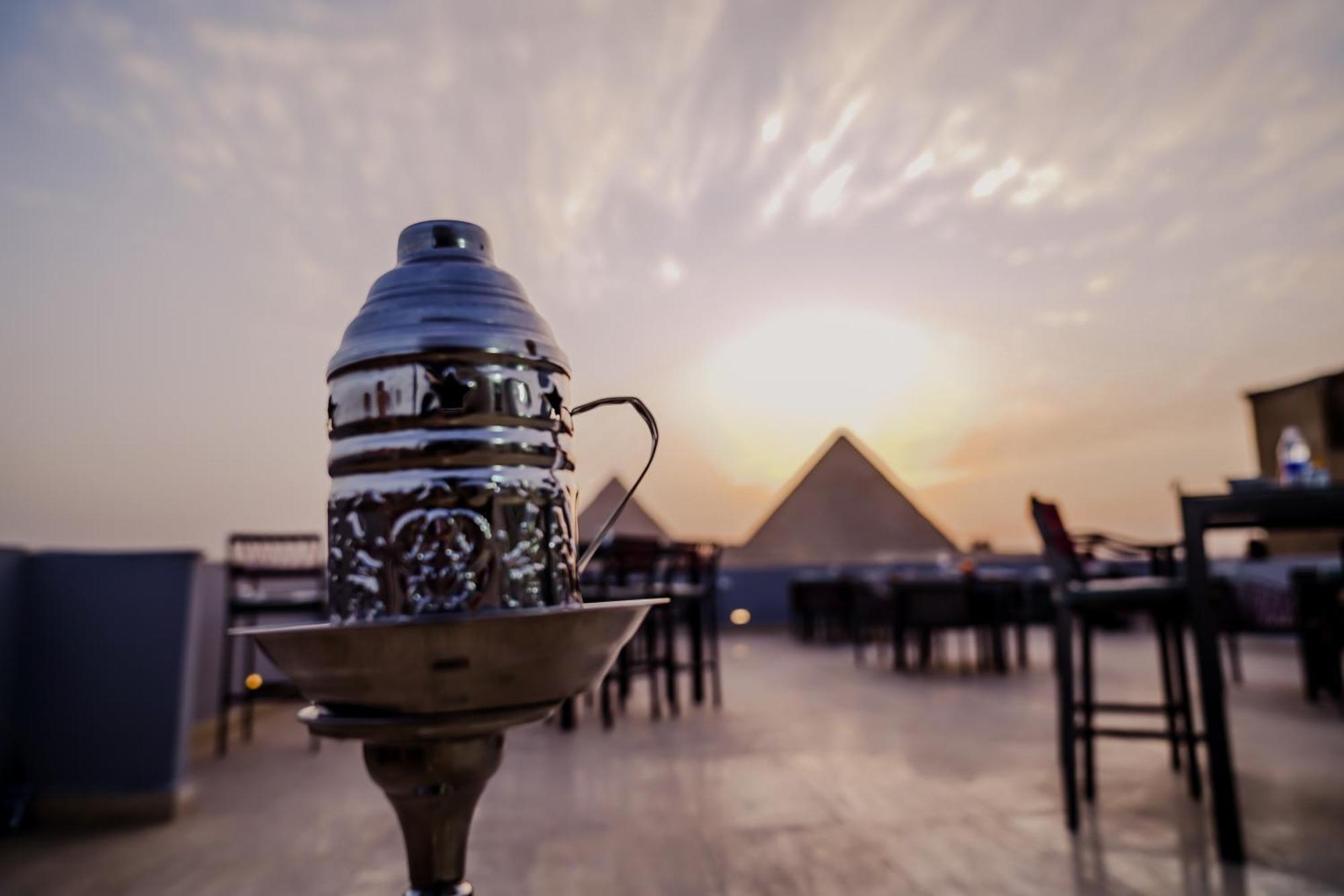 Pyramids Hotel Kafret el-Gabal 外观 照片