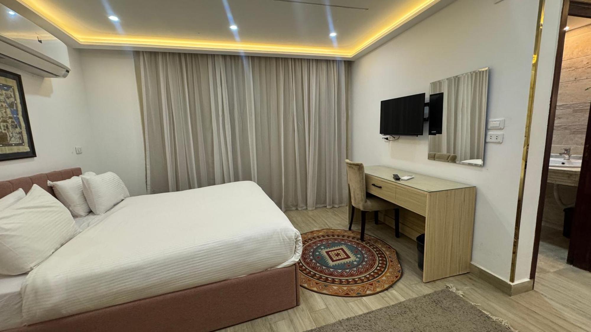 Pyramids Hotel Kafret el-Gabal 外观 照片