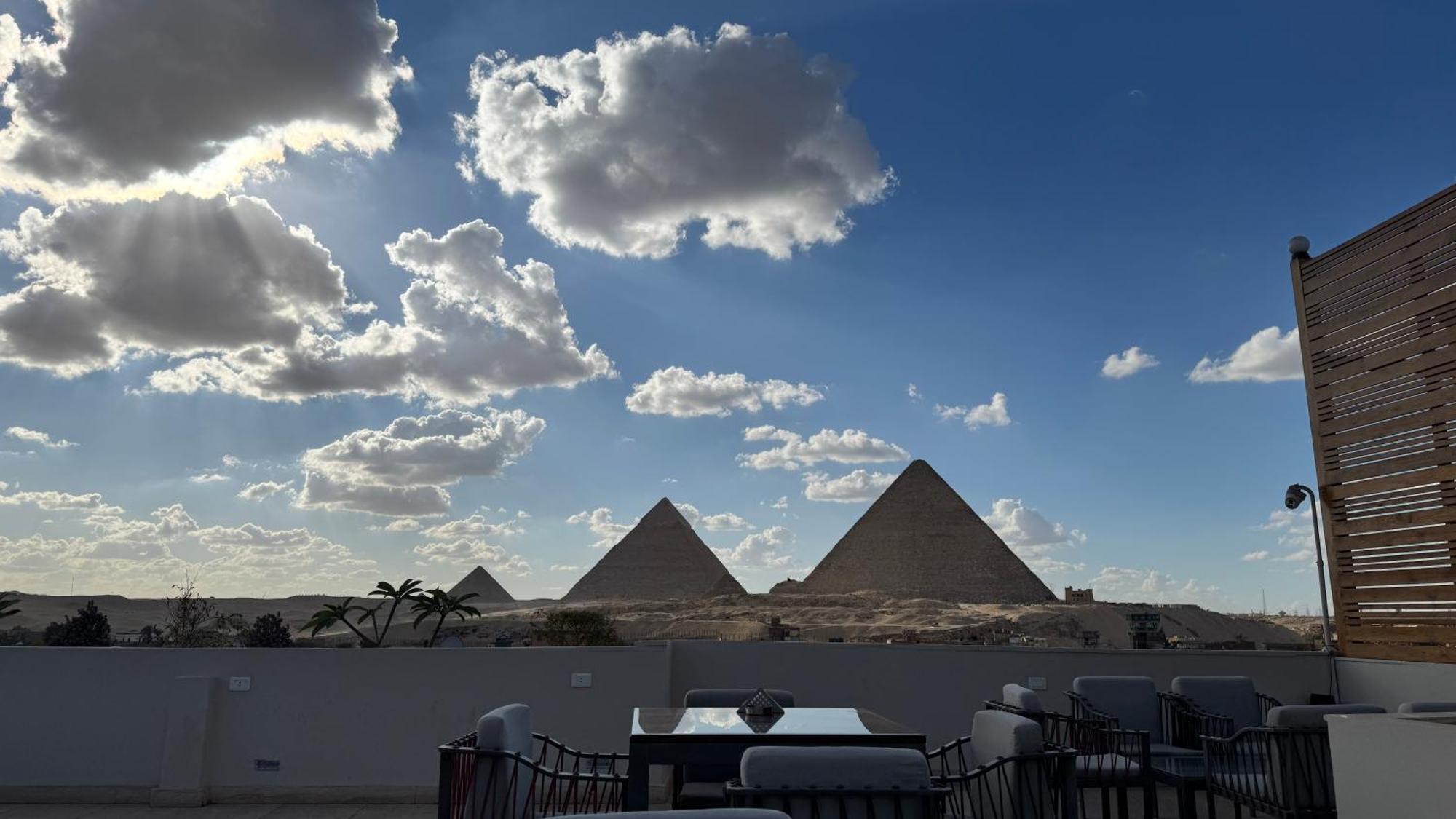 Pyramids Hotel Kafret el-Gabal 外观 照片
